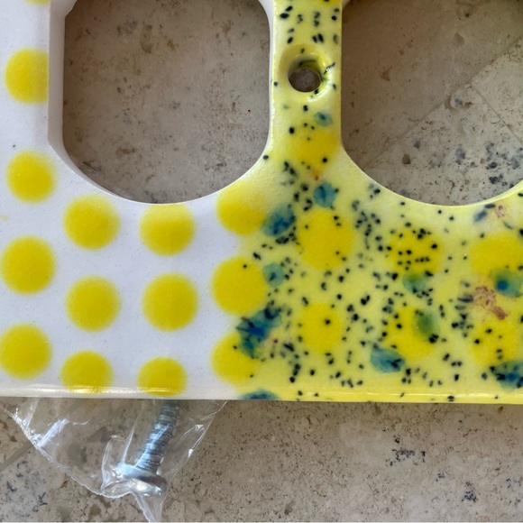 Ceramic Outlet Cover - Picture 2 of 5